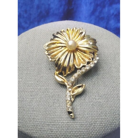 vintage gold tone floral design chrystal lined stem brooch - Picture 11 of 11